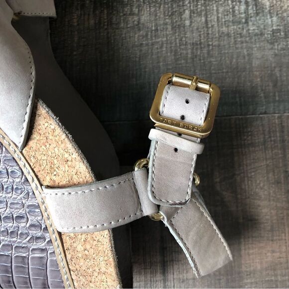 Tory Burch Brenden Crocodile Wedge - Picture 9 of 13